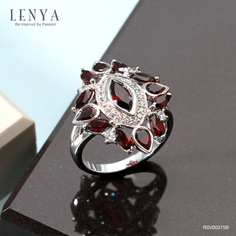 LENYA แหวนเงินแท้ประดับพลอยโกเมน และ คิวบิกเซอร์โคเนีย