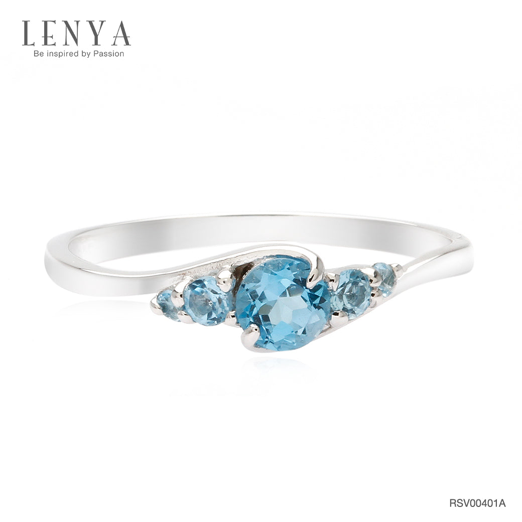 LENYA แหวนเงินแท้ 925 ชุปทองคำขาว ประดับด้วยพลอย สีฟ้า บลูโทแพซ( Blue Topaz) ดีไซต์ที่มาพร้อมกับความน่ารัก แสนหวาน สดใจร่าเริง ในสไตล์ เกาหลีญี่ปุ่น