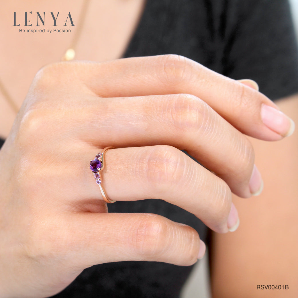LENYA แหวนเงินแท้ 925 ชุปพิงค์โกลประดับด้วยพลอย สีม่วง อเมทิสต์ ( Amethyst) ชุปด้วยพิงค์โกลด์ (Pink Gold) เพิ่มเสน่ห์ให้เรียวนิ้ว กับดีไซด์น่ารักสุดเก๋ สไตล์เกาหลี ญี่ปุ่น