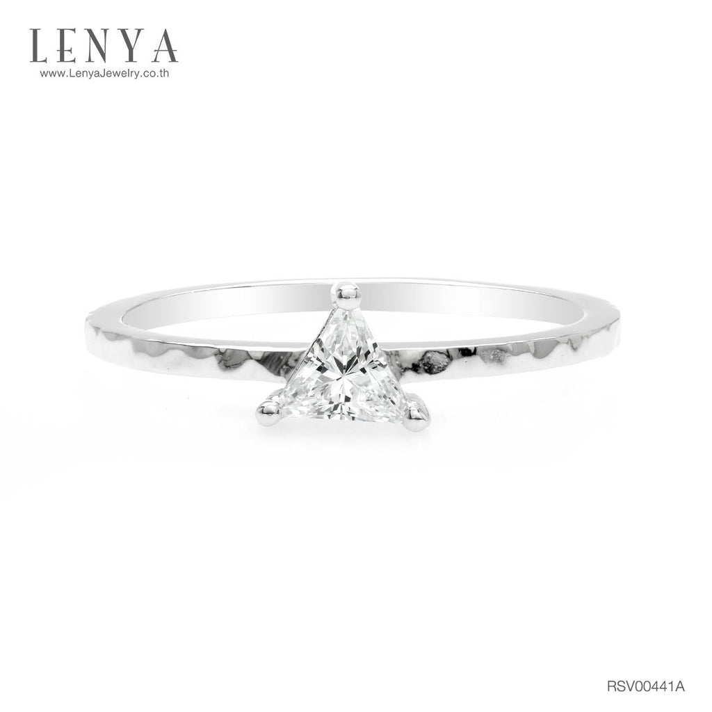 LENYA แหวนเงินแท้ 925 ชุปทองคำขาว ประดับด้วย Cubic Zirconia ทรงสามเหลี่ยม  เสริมบุคลิกเพิ่มความมั่นใจ