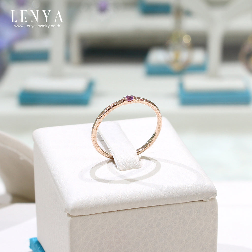 LENYA แหวนอเมทิสต์ (Amethyst) ตัวเรือนเงินแท้ชุบพิ้งโกล์ด ดีไซน์เรียบหรู ทำ Texture ที่ตัวเรือนเพิ่มความเก๋ไก๋