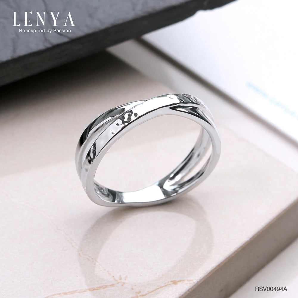 LENYA แหวน X Ring ตัวเรือนเงินแท้ 925 โรเดียม เพิ่มลวดลายบนตัวเรือนให้ดูเก๋ไก๋