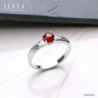 LENYA แหวนเงินแท้ ประดับพลอยโกเมน (Garnet) เสริมบุคลิกความมั่นใจ เสริมให้ร่ำรวย อัญมณีประจำเดือนมกราคม
