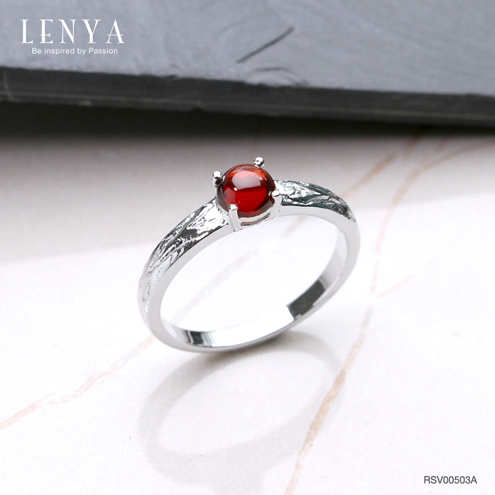 LENYA แหวนเงินแท้ ประดับพลอยโกเมน (Garnet) เสริมบุคลิกความมั่นใจ เสริมให้ร่ำรวย อัญมณีประจำเดือนมกราคม