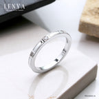 LENYA แหวนเงินแท้ชุบทองขาว ประดับด้วยคิวบิกเซอร์โคเนีย (Cubic Zirconia) เรียบหรู เทรนด์ดีไม่มีหยุด