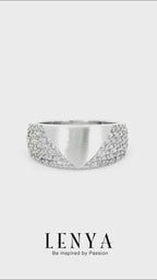 LENYA แหวน CZ Diamondlike เสริมบุคลิกและความมั่นใจ ขนาด 1.25 มิล ตัวเรือนเงินแท้925 ชุบทองคำขาว