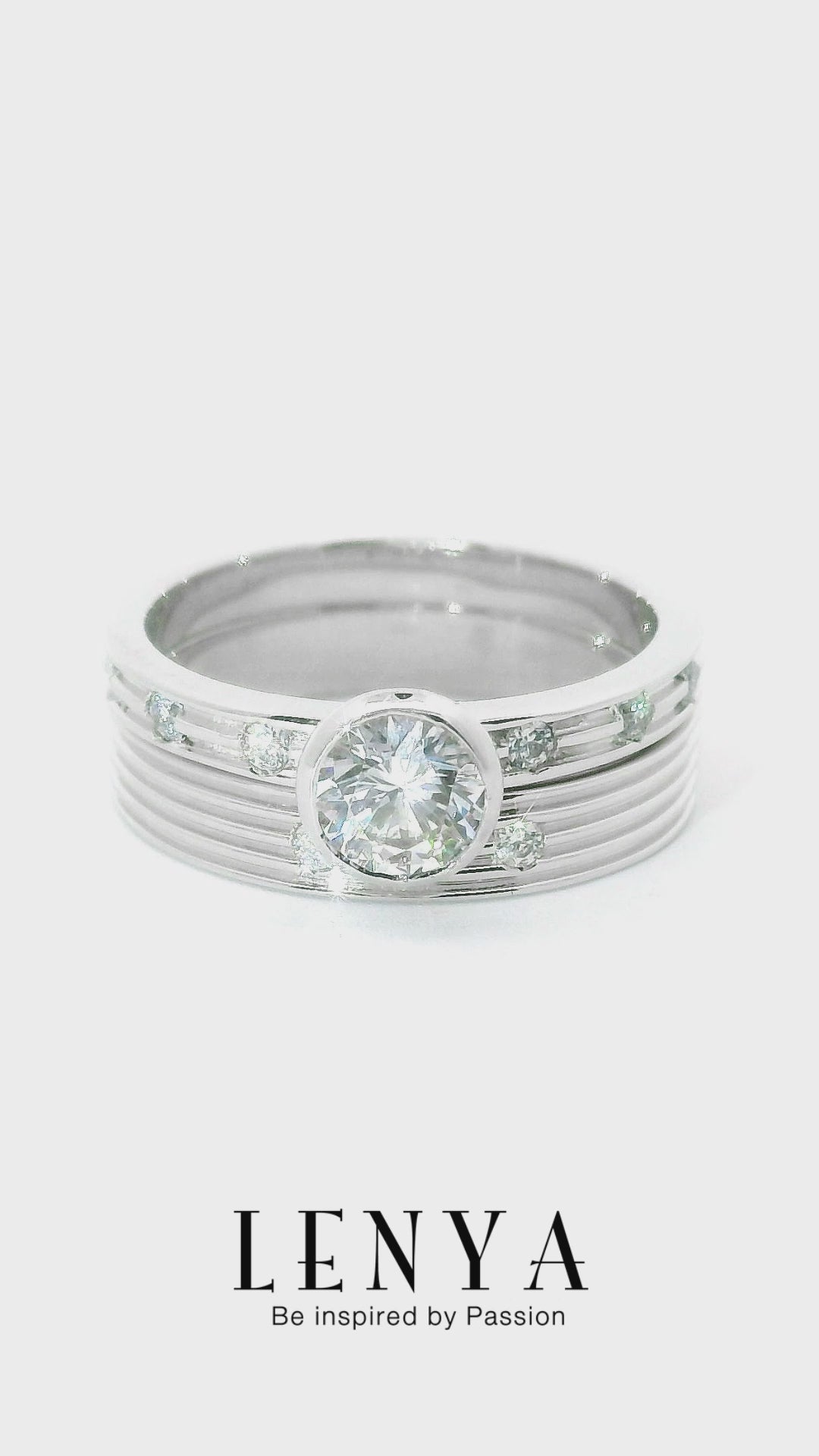 LENYA แหวนคู่ 2 วง ประดับ SWAROVSKI ZIRCONIA ตัวเรือนเงินแท้ชุบทองคำขาวแท้