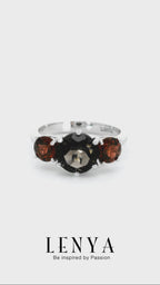 LENYA แหวนเงินแท้ 925 ชุบทองขาว ประดับพลอยสโมคกี้ควอตซ์(Smoky Quartz) และ โกเมน (Garnet) เสริมบุคลิกความมั่นใจ เสริมให้ร่ำรวย อัญมณีประจำเดือนมกราคม