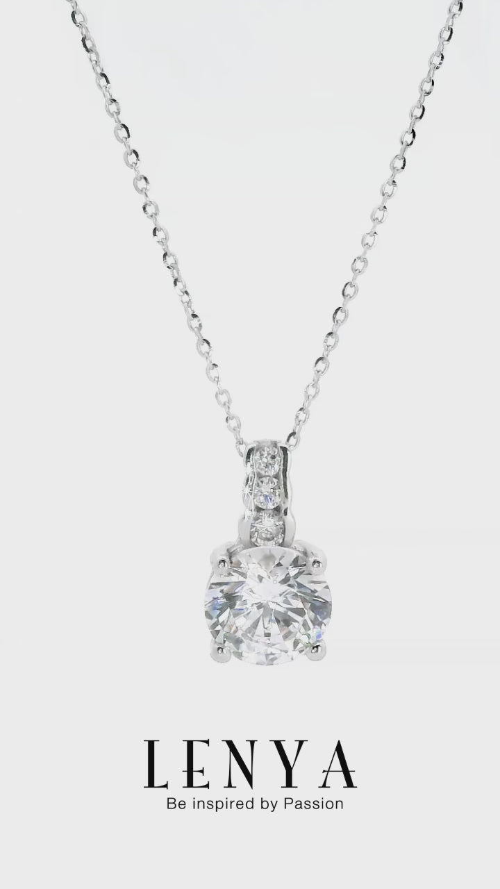 LENYA จี้ CZ จาก Swarovski เสริมลุคเรียบหรูโดดเด่น ขนาด 8 มิล ตัวเรือนเงินแท้925 ชุบทองคำขาว