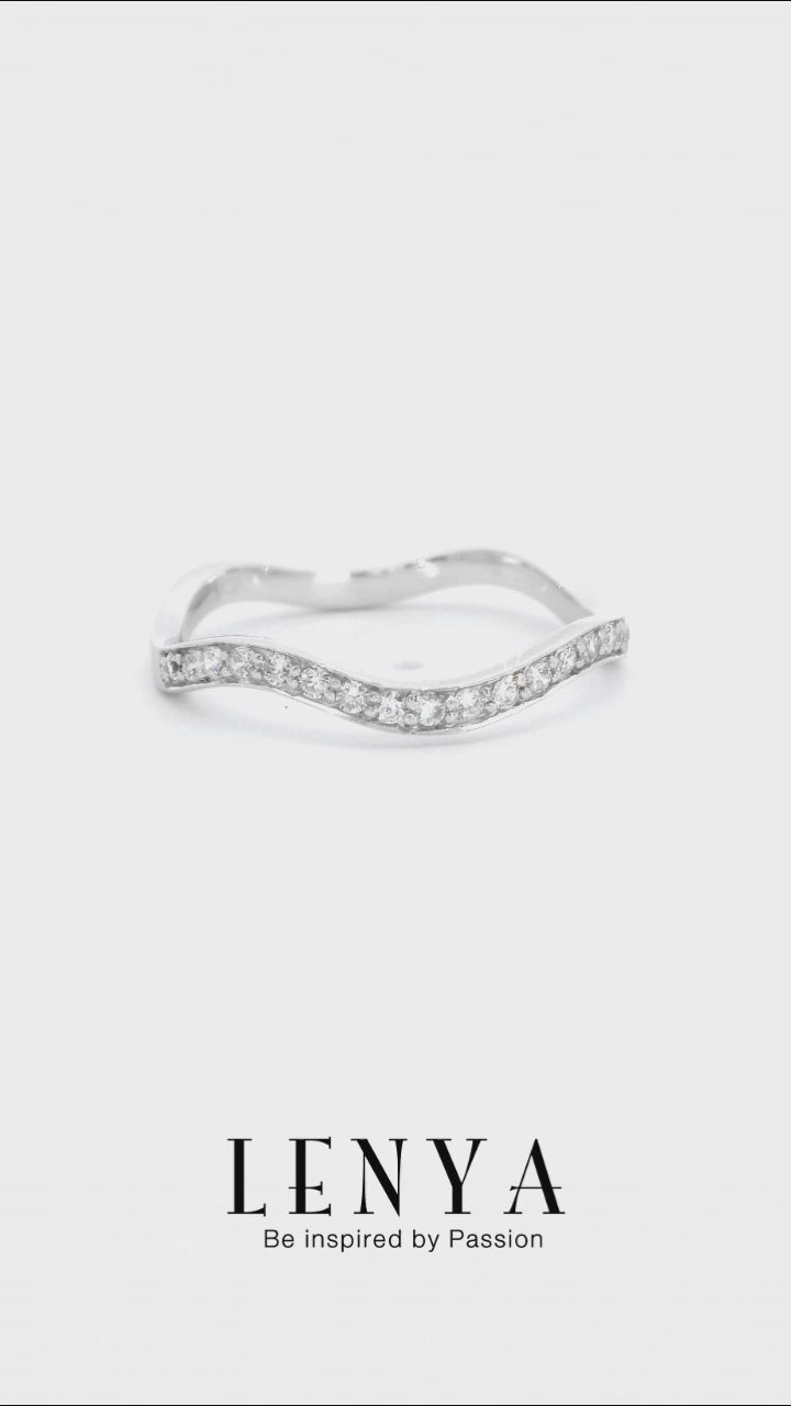 LENYA แหวนเงินแท้ ประดับด้วย Diamondlike  เสริมบุคลิกเพิ่มความมั่นใจ