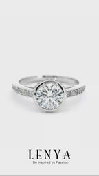 LENYA แหวน  ETERNAL ประดับด้วย SWAROVSKI ZIRCONIA รูปทรงกลม ดีไซน์เรียบหรูเป็นเอกลักษณ์ ตัวเรือนเงินแท้ชุบทองคำขาว
