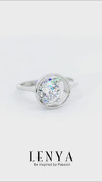LENYA แหวนเพชร DiamondLike ขนาดเพชร 1 กะรัต ย้ำความโดดเด่นที่ไม่เหมือนใคร ดีไซน์สุดเก๋ บนตัวเรือนเงินแท้ชุบทองคำขาว
