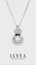 LENYA จี้ CZ จาก Swarovski เสริมลุคเรียบหรู ขนาด 6.50 มิล ตัวเรือนเงินแท้925 ชุบทองคำขาว