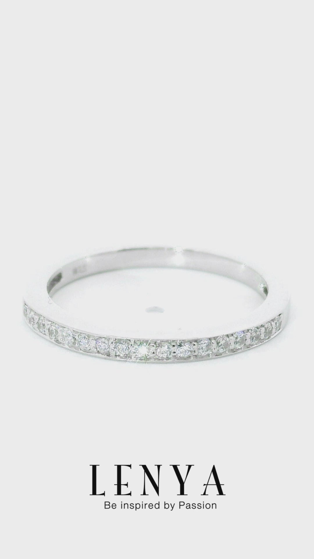 LENYA แหวน LENYA ETERNAL ประดับด้วย SWAROVSKI ZIRCONIA สีขาว สวยคลาสสิค