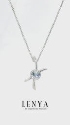 LENYA จี้เพชร DiamondLike 1 กะรัต ดีไซน์รูปตัว X เอกลักษณ์ที่ไม่ซ้ำใคร ตัวเรือนเงินแท้ชุบทองคำขาว