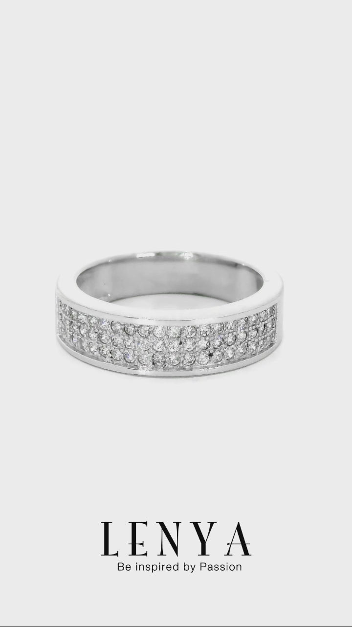 LENYA แหวนเพชร DiamondLike เรียบแต่หรูด้วยการฝังเพชร DiamondLike รอบตัวเรือน บนตัวเรือนเงินแท้ชุบทองคำขาว