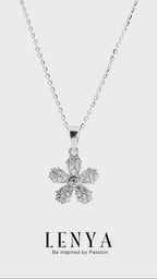 LENYA จี้CZ DiamondLike ดอกไม้สัญลักษณ์ความสวยงาม ความอ่อนโยน ความรัก ตัวเรือนเงินแท้925 ชุบทองคำขาว