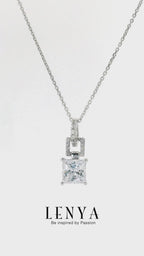 LENYA จี้เงินแท้ 925 ชุบทองขาว ประดับด้วย คิวบิกเซอร์โคเนีย (Cubic Zirconia) เปลี่ยนสไตล์ให้สร้อยเส้นเดิม ดูหรูหราขึ้น