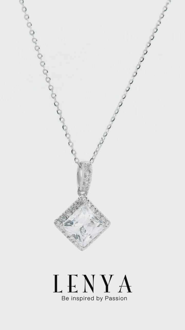 LENYA จี้ CZ จาก Swarovski เสริมลุคเรียบหรู ขนาด 6 มิล ตัวเรือนเงินแท้925 ชุบทองคำขาว